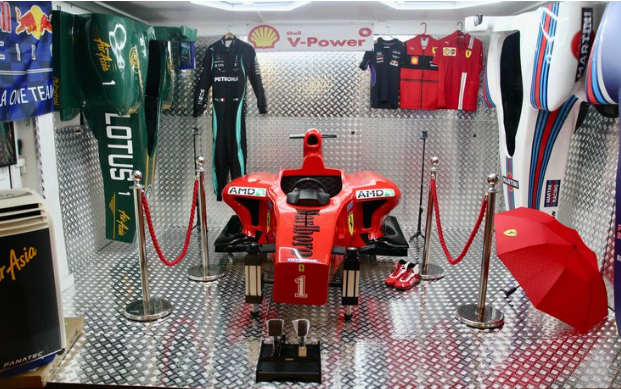 Up Racing Kart Racing Store Essentials: Gear Up Like the Pros - Kin Magazine